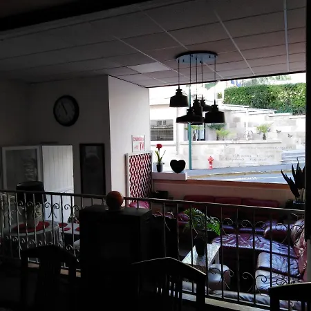 Saint Louis Hotel Lourdes