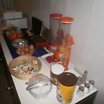 Saint Louis Hotel 2*