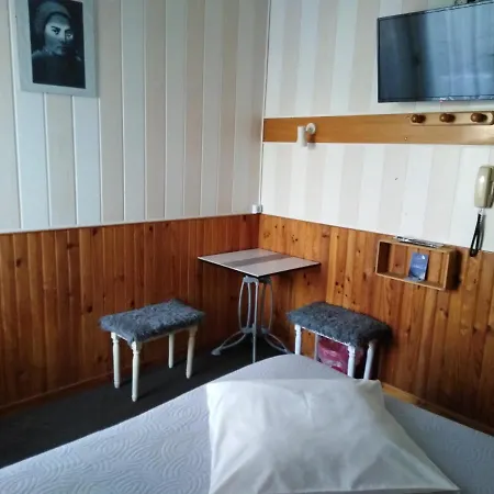 Saint Louis Ξενοδοχείο Λούρδη