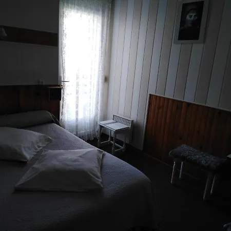 Saint Louis Λούρδη