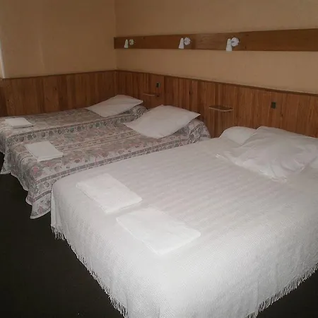 Saint Louis 2* Λούρδη