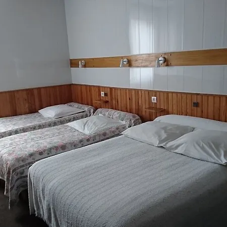 Ξενοδοχείο Saint Louis 2*