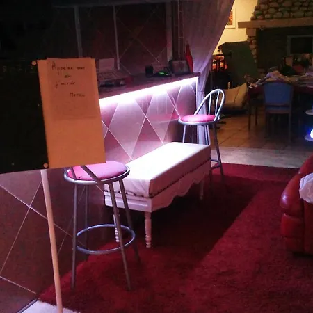 Saint Louis 2* Λούρδη