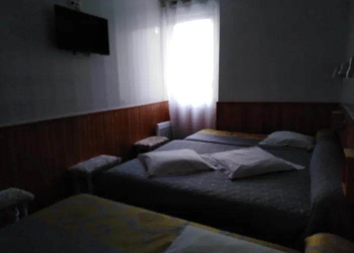 Saint Louis Hotell 2*